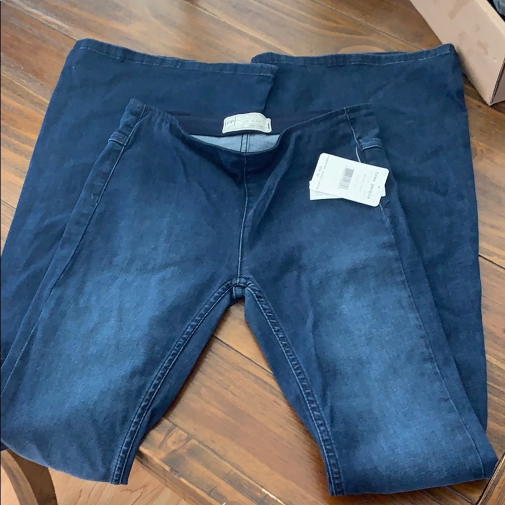 NWT Free People Pull in Wide  Leg Jeans - Picture 3 of 7